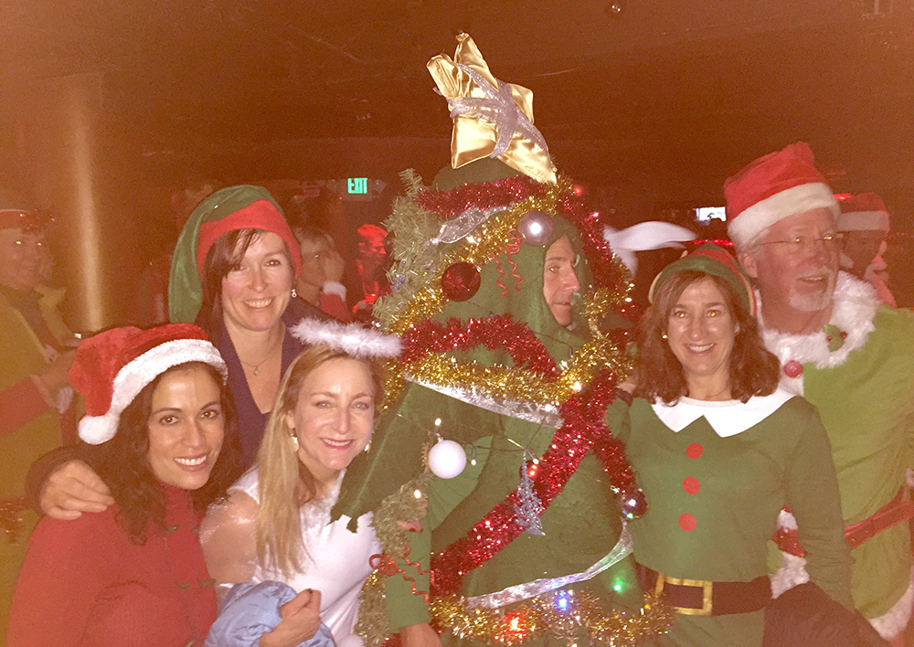 Santa-Pub-Crawl-Revelry